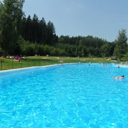 Apartman V Popelkach Appartamento Lomnice nad Popelkou